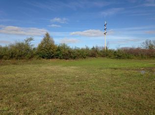 3810 Danbridge Dr, Lansing, MI 48906