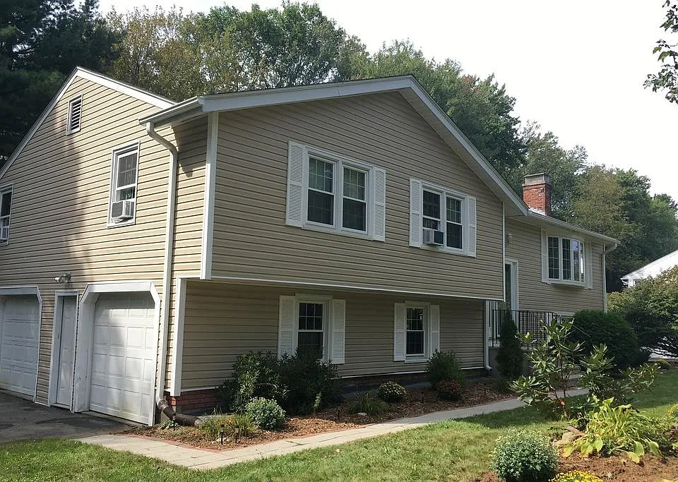 30 Overlook Dr