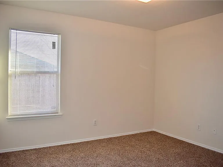 1000 Salt Creek Trl — Photo 13