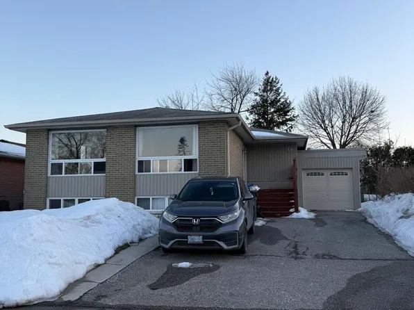 17 Gable Dr, Brampton, ON L6V 2H2