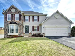 2529 Codorus Ln, Spring Grove, PA 17362