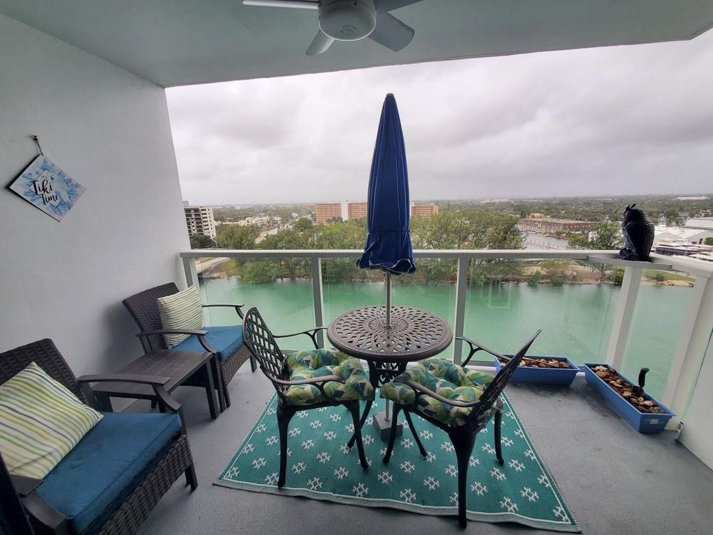 1401 N Riverside Drive #1206, photo 3