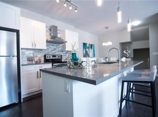 655 Kingsbury Ave, Winnipeg, MB R2V5A7