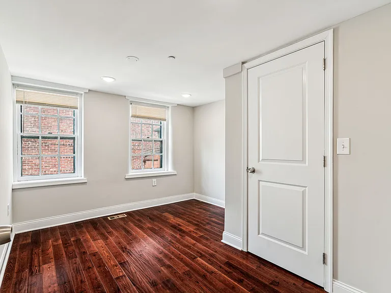 1721 Pine St #B — Photo 19