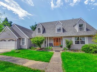 906 38th St, Bellingham, WA 98229