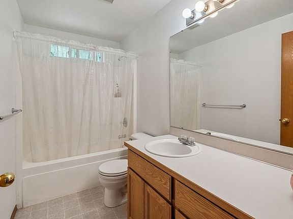 4th image of 6208 121st Street E