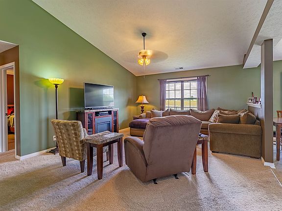 3rd image of 4500 Atkins Ln