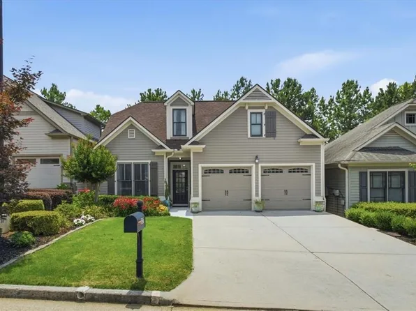 227 Highland Village Ln, Woodstock, GA 30188