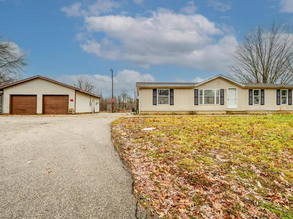 90639 52nd St, Decatur, MI 49045