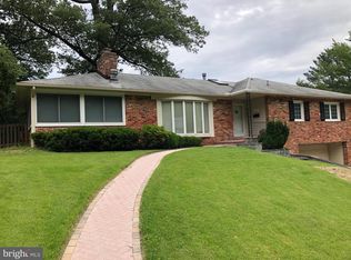 3729 N Oakland St, Arlington, VA 22207