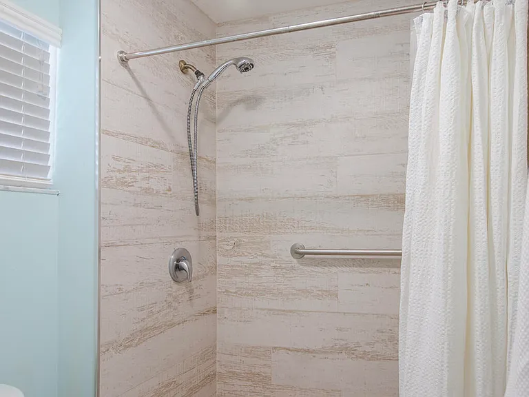 5560 Tamberlane Cir #324 — Photo 16
