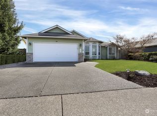 606 Callendar St NW, Orting, WA 98360