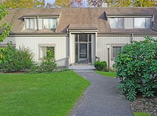 725 Heritage Vlg #A, Southbury, CT 06488