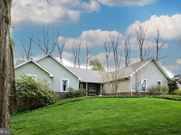 2890 Halfmoon Valley Rd, Port Matilda, PA 16870