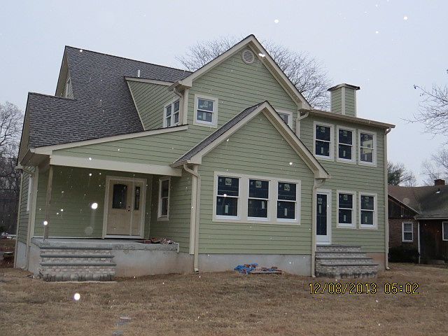 2nd image of 1950 Lake Ave