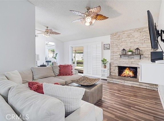 3rd image of 3515 Bond Street