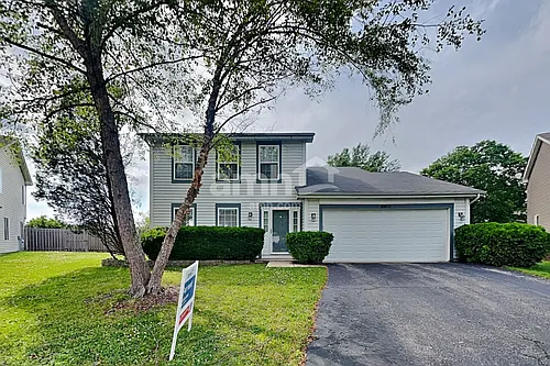 2415 Sisters Ct Photo 1