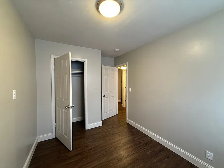2422 W Savannah St — Photo 21