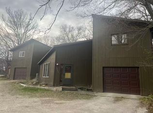 2823-2825 Ontario St, Ames, IA 50014