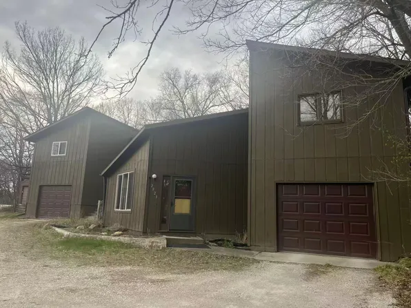 2823-2825 Ontario St, Ames, IA 50014