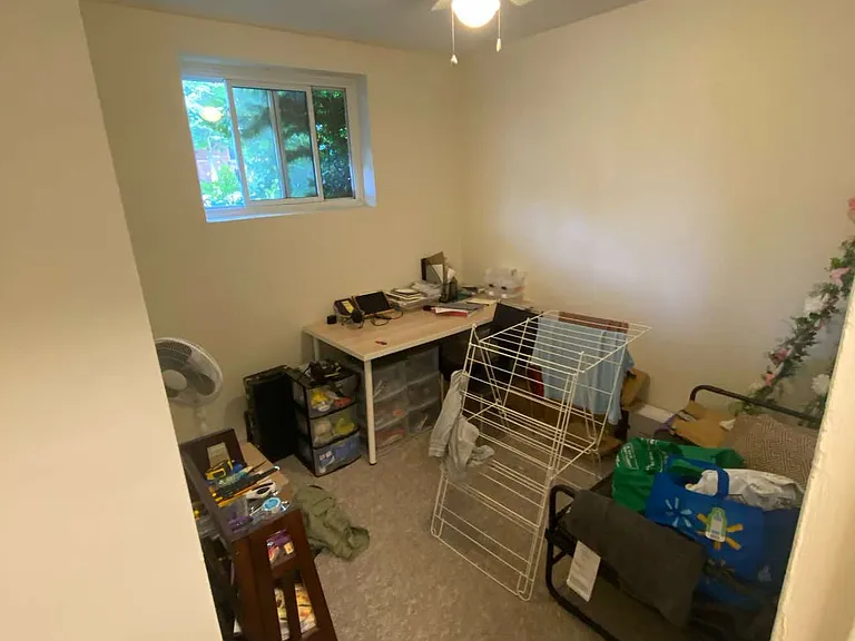 547 Frontenac St #1 — Photo 4