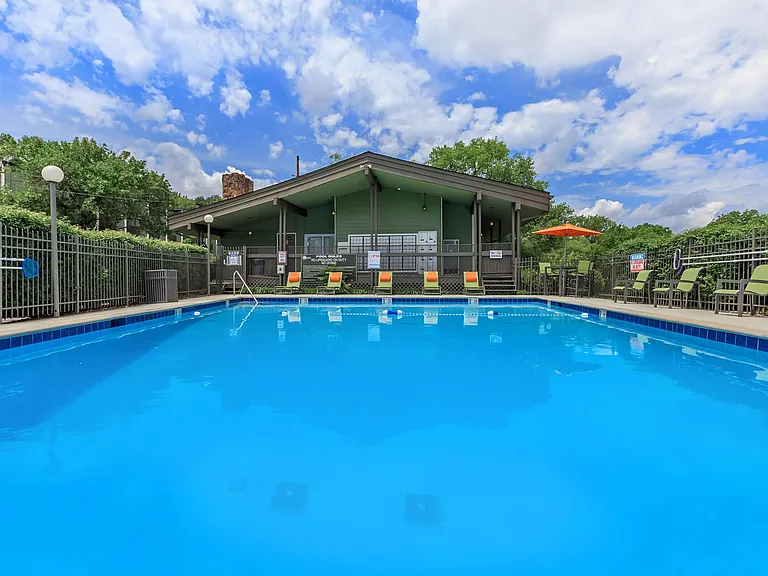 Sunrise Apartments — Photo 45