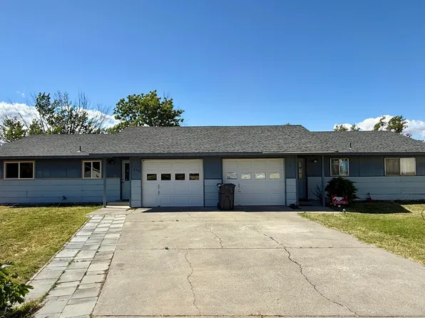 920-924 Burgundy Pl, Prosser, WA 99350