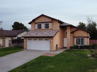 28367 Merridy Ave, Highland, CA 92346