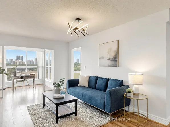 1 Hycrest Ave #608, Toronto, ON M2N 6V8