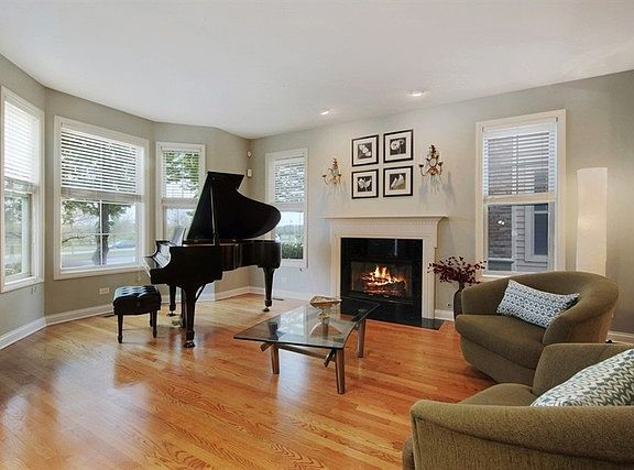 2nd image of 2626 W Lake Ave