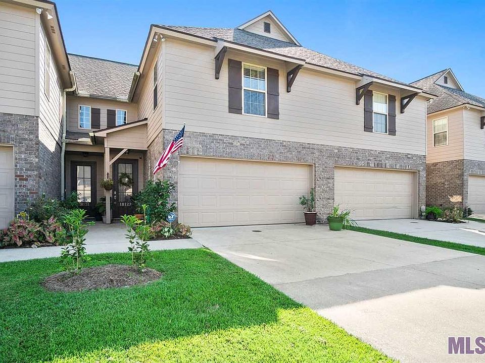 1st image of 18122 Pinehurst Dr