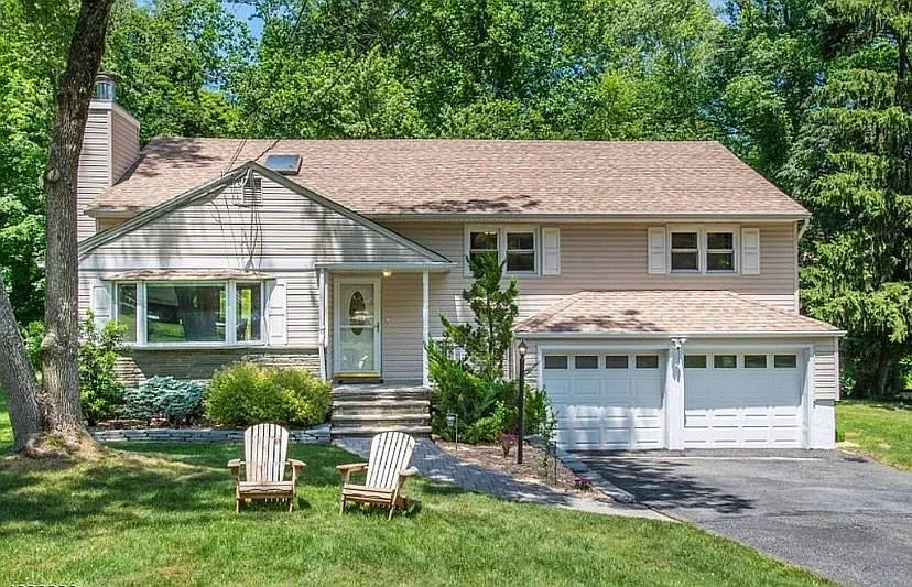 12 Brookfield Way photo 1