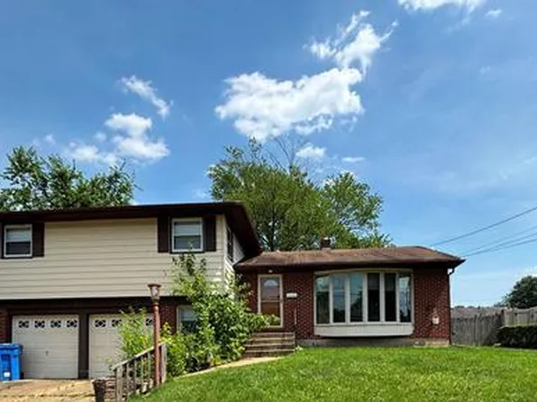 21 Darby Ln, Cherry Hill, NJ 08002