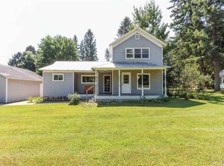 365 Wilson St, Amherst, WI 54406