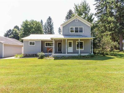 365 Wilson St, Amherst, WI, 54406
