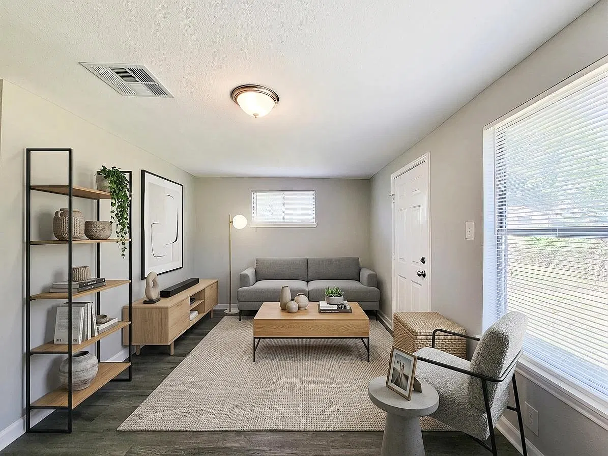4 bed, 1876 sqft, $1,825 — Photo 4