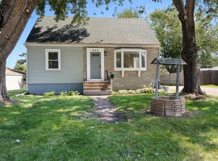 926 Lincoln Ave, Saint Paul Park, MN 55071