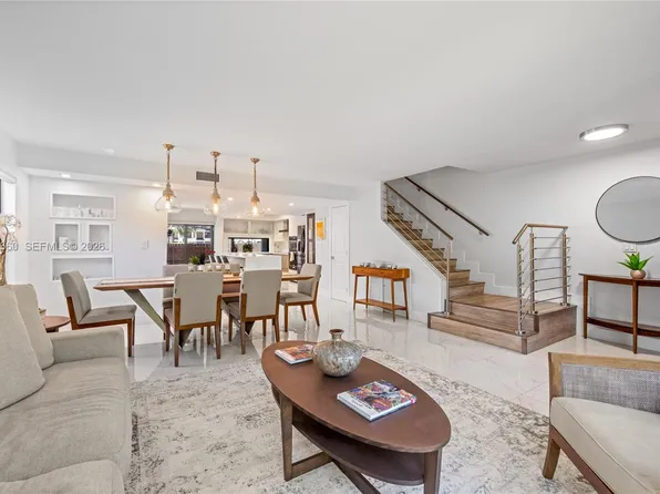 2771 NE 164th St #12, North Miami Beach, FL 33160