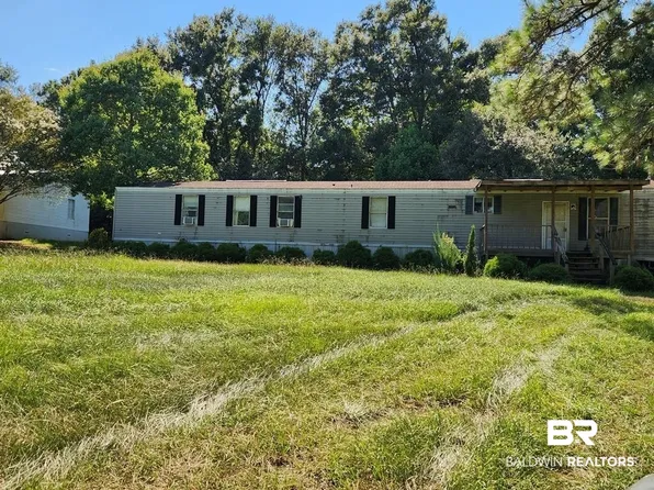 24555 Aspen Cir N, Robertsdale, AL 36567