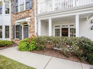 3 Garnet Dr, Woodland Park, NJ 07424