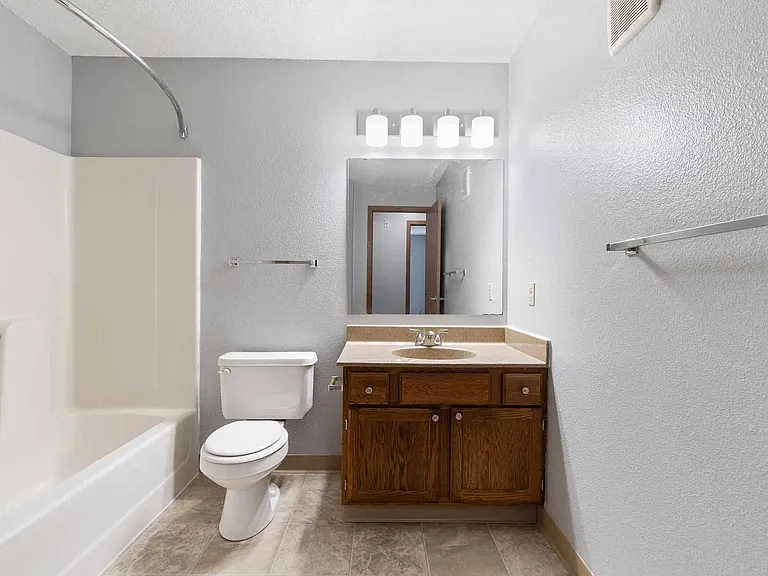 Dove Tree Apartments, Elk River, MN