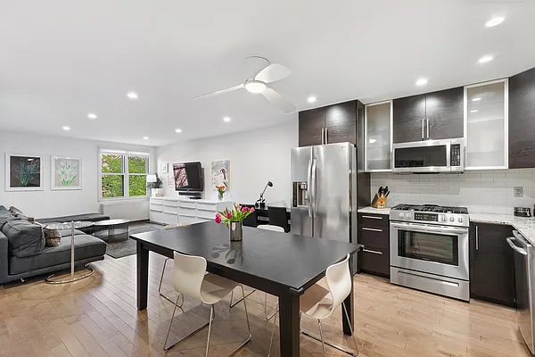 Sold by Compass | media 1