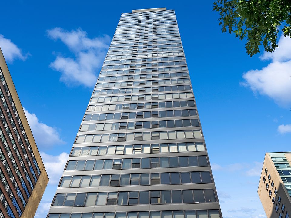 1st image of 3150 N Lake Shore Dr APT 9C