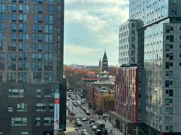 212 South Oxford Street image 16 of 16