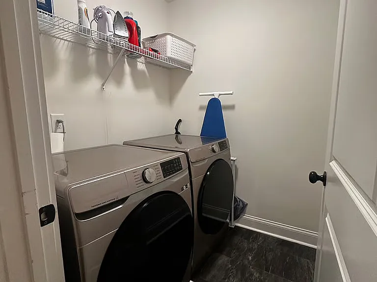 138 Oakland Dr — Photo 23
