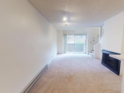 389 Half Moon Ln, Daly City, CA, 94015