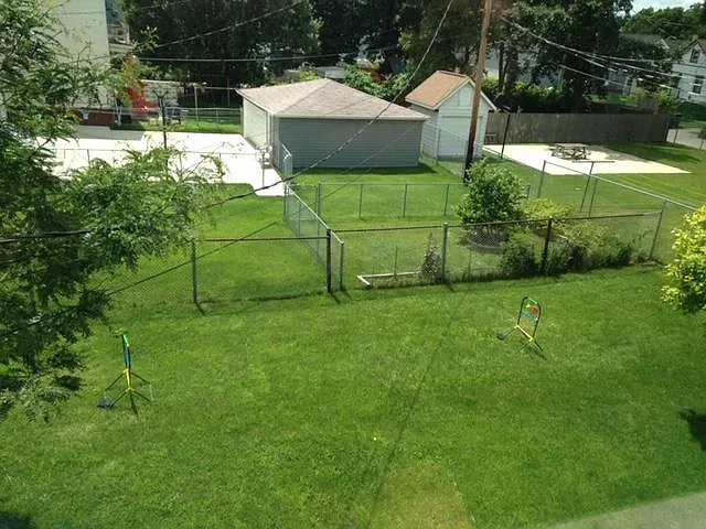 435 E Garfield Ave — Photo 5