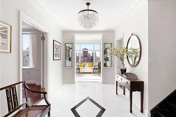 Sold by Stribling | media 5