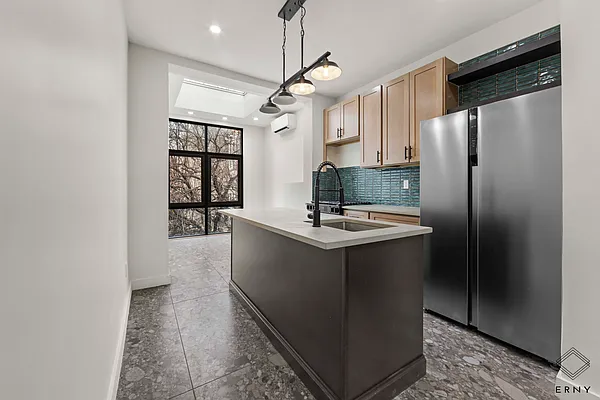 Rented by ERNY LLC | media 1