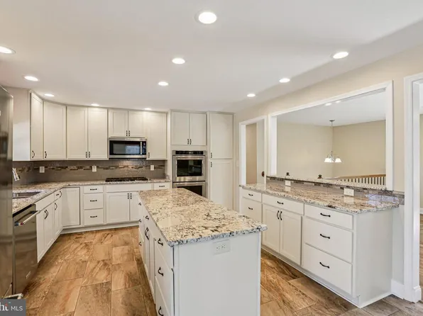 306 Christy Rd, Pasadena, MD 21122